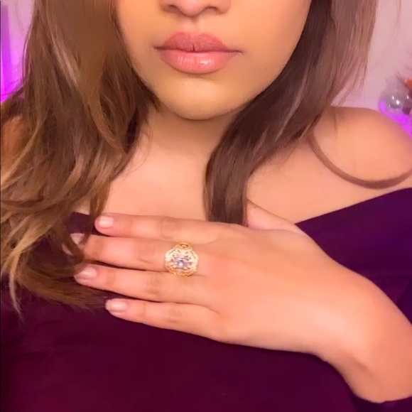 Fashion gold color ring size 7 - Picture 1 of 1